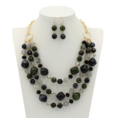 Comercio al por mayor de múltiples capas de plástico aretes collar conjunto de joyas